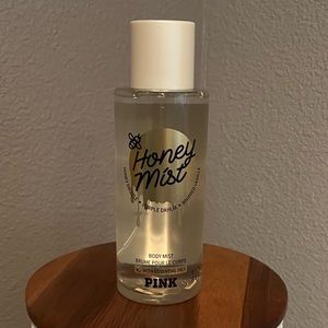 •NWOT Victoria’s Secret PINK Honey Mist•